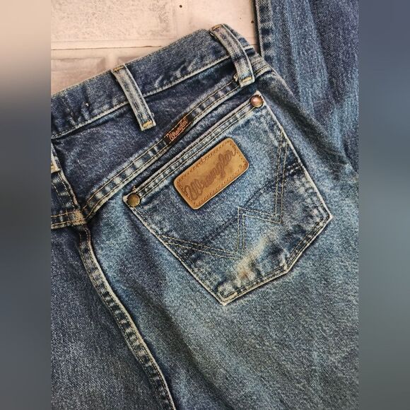 Vintage Distressed Wrangler Jeans 31 x 34 Worn Aged - Picture 8 of 8